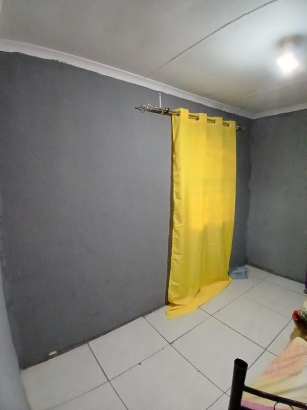 4 Bedroom Property for Sale in Lentegeur Western Cape